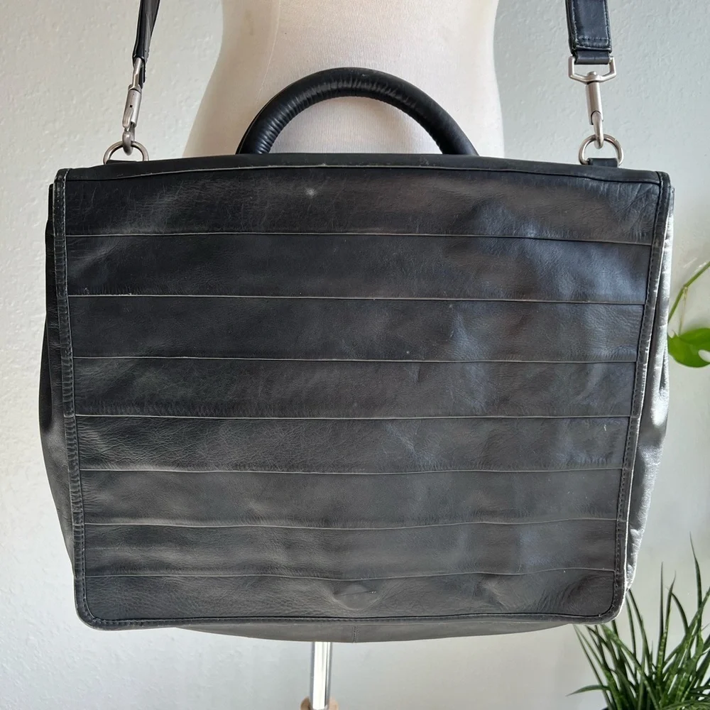 Kenneth Cole Leather Laptop/Briefcase